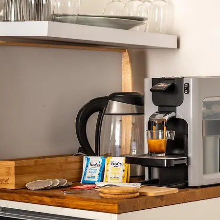 Konukevi Le Bourget - Envolee Romantique 3*