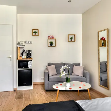 Le Bourget - Envolee Romantique Konukevi Narbonne